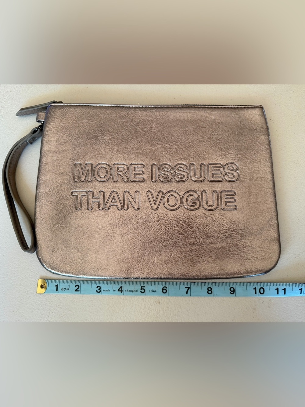 MORE ISSUES THAN VOGUE Metallic silver Women’s Pouch